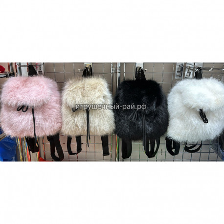 Пушистый рюкзак для девочек